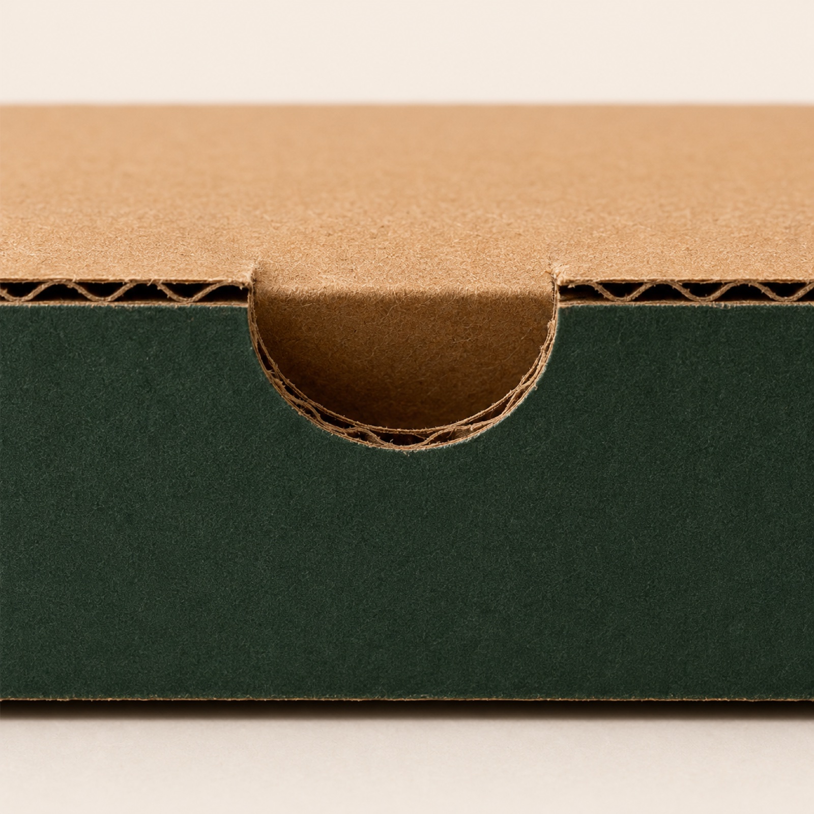 Canto corrugado de la caja
